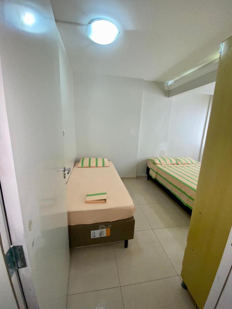 Ca02- Quadra Do Mar No Calcadao Da - Garagem Apartamento Balneario Camboriu
