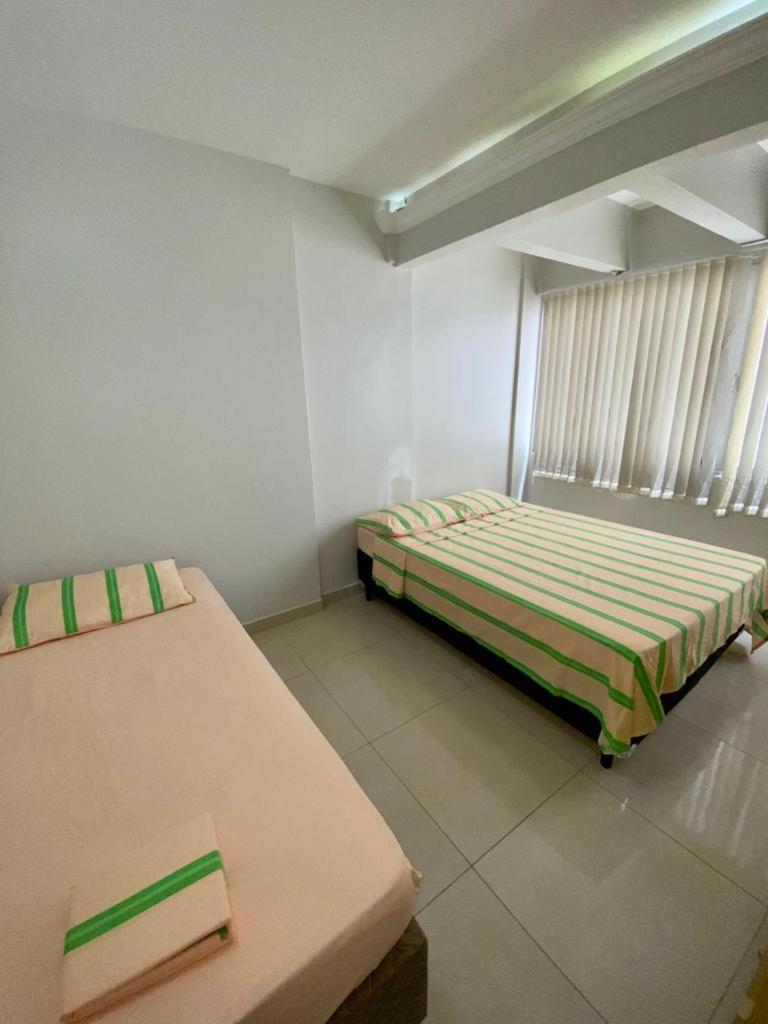 Apartamento Ca02- Quadra Do Mar No Calcadao Da - Garagem Balneario Camboriu